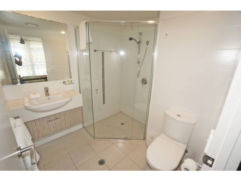 2 Activa Way, Hope Island QLD 4212