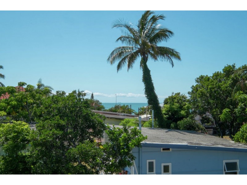 1 Cowen Street, Margate QLD 4019