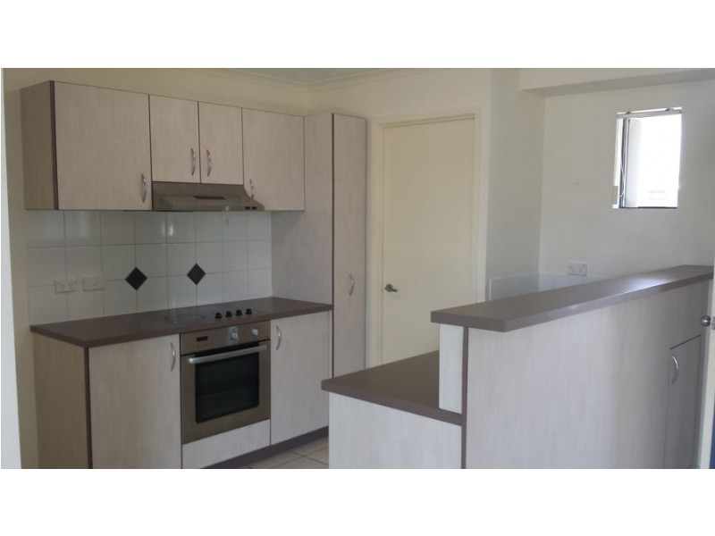 14 66 University Drive, Meadowbrook QLD 4131