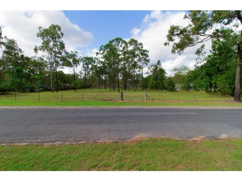 40-46 Smith Rd, Park Ridge South QLD 4125