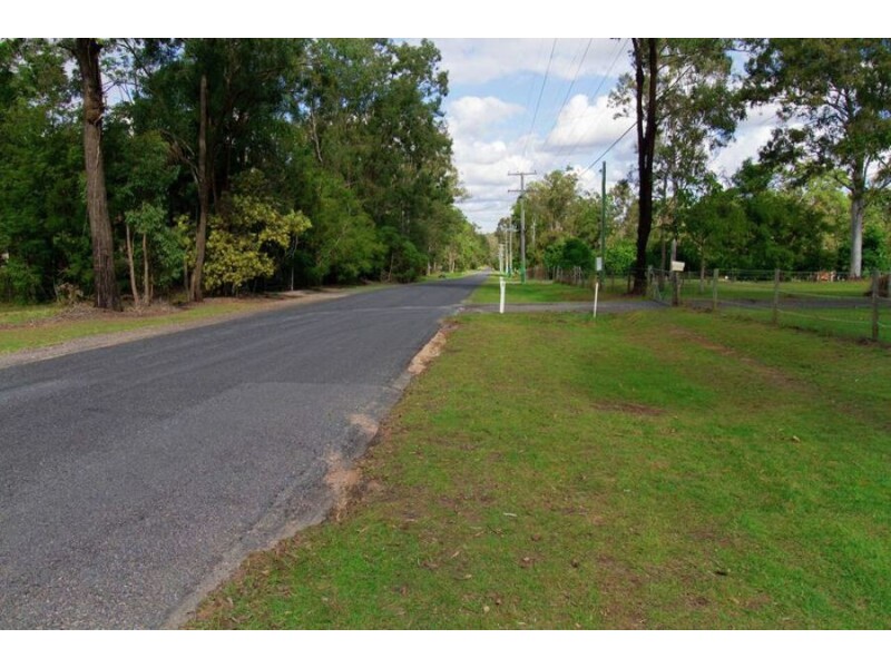 40-46 Smith Rd, Park Ridge South QLD 4125