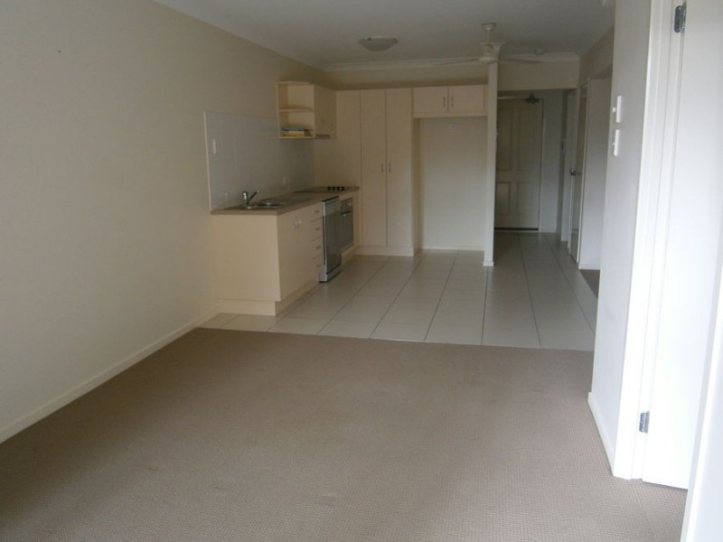 D-104 Duffield Rd, Kallangur QLD 4503