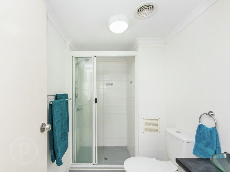 U 04 / 9-11 Manning Street, South Brisbane QLD 4101