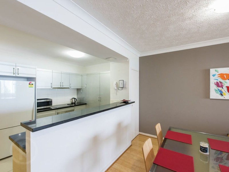 U 04 / 9-11 Manning Street, South Brisbane QLD 4101