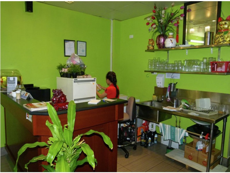 2/1981 Logan Road, Upper Mount Gravatt QLD 4122