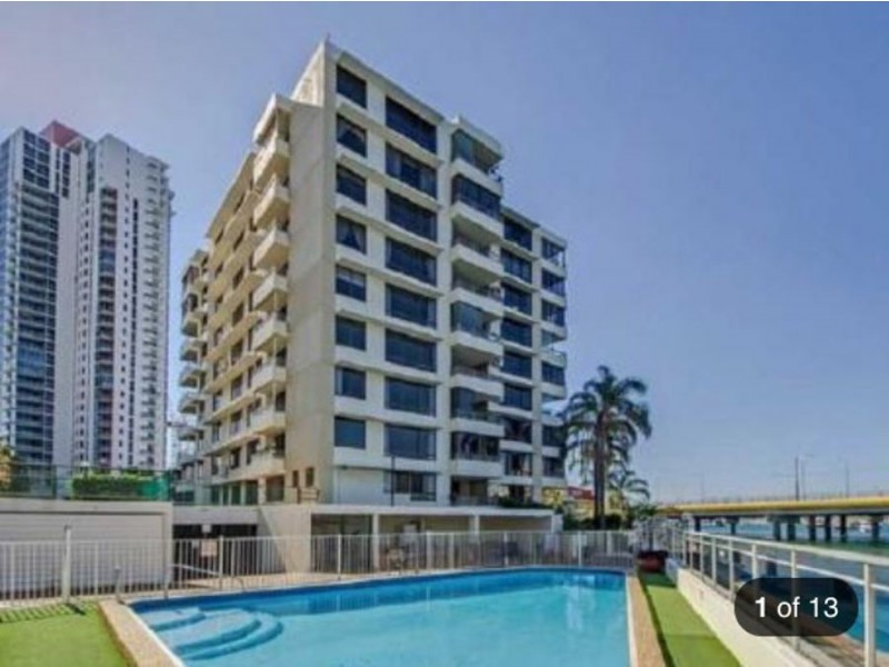 25 77 Brighton Parade, Southport QLD 4215