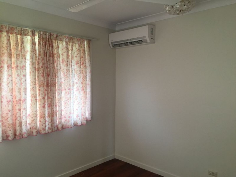 11 Shirland St, Macgregor QLD 4109