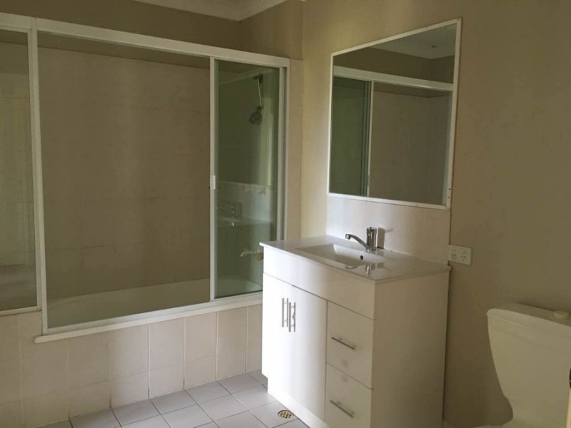 138 3 Bass st, Woodridge QLD 4114
