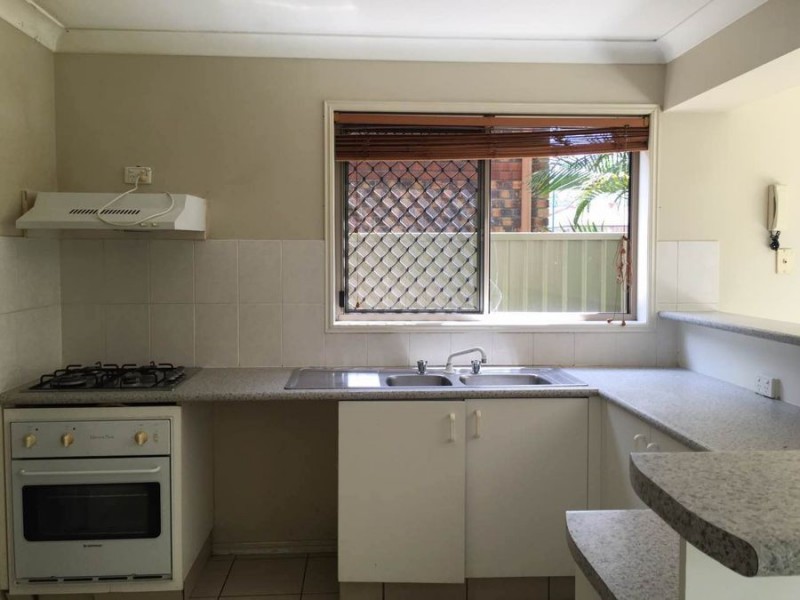 138 3 Bass st, Woodridge QLD 4114