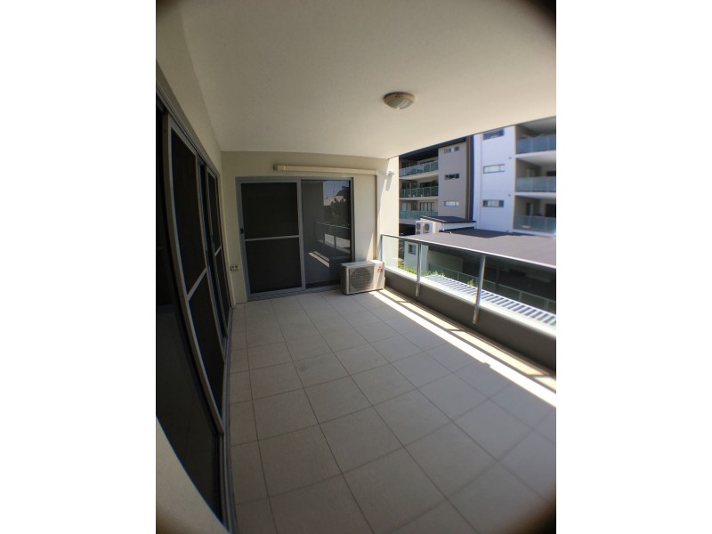 9 150 Middle St, Cleveland QLD 4163