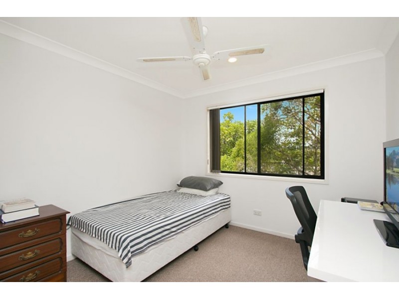 53/1 Warbler Parade, Varsity Lakes QLD 4227