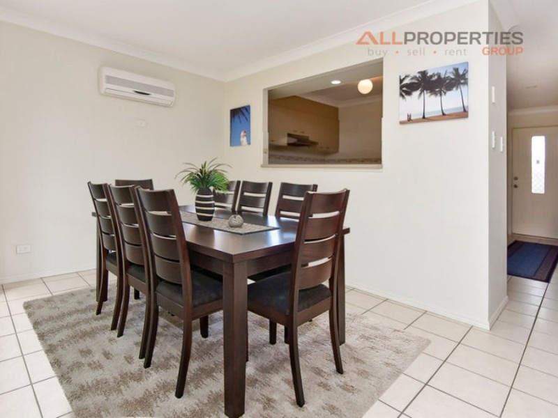 4/1 Daintree drive, Parkinson QLD 4115