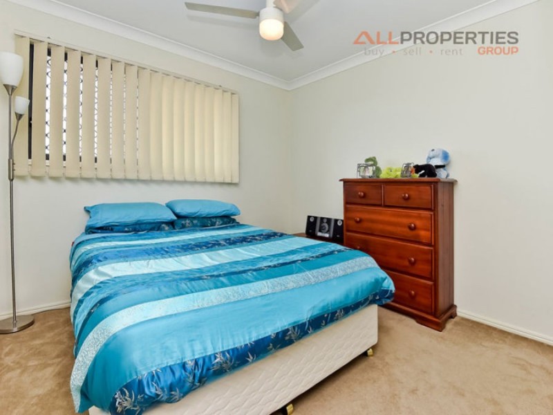 4/1 Daintree drive, Parkinson QLD 4115