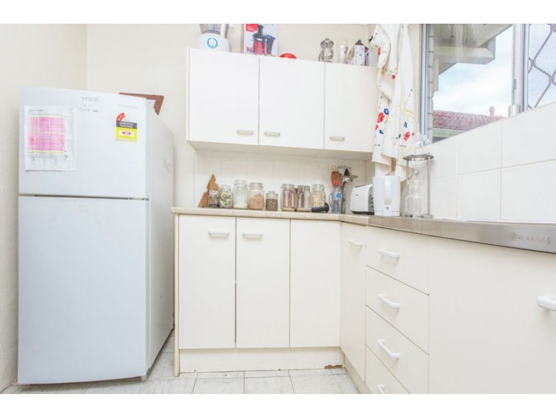 9/21 Pioneer St, Toowong QLD 4066