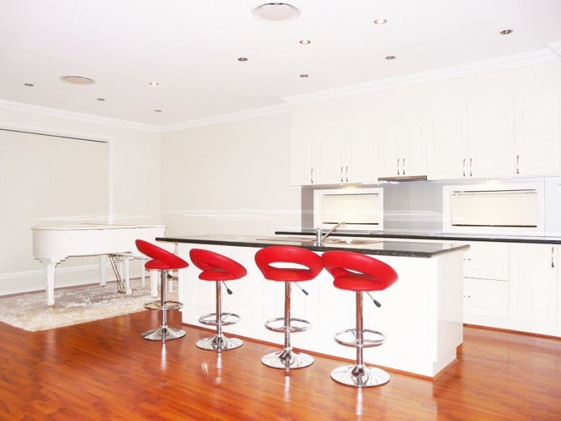 15 Hoop Pine Place, Sunnybank Hills QLD 4109