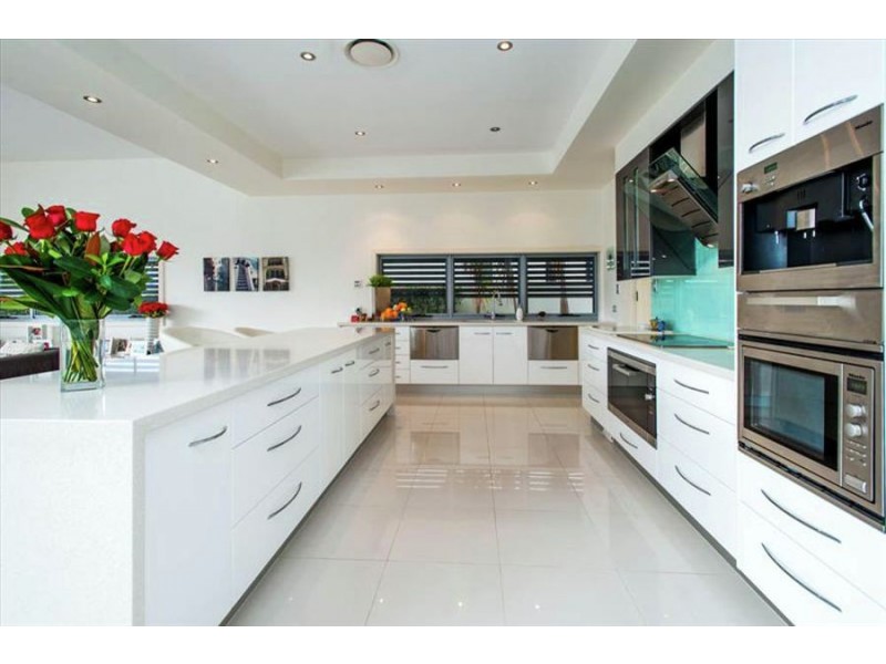 81 The Sovereign Mile, Paradise Point QLD 4216