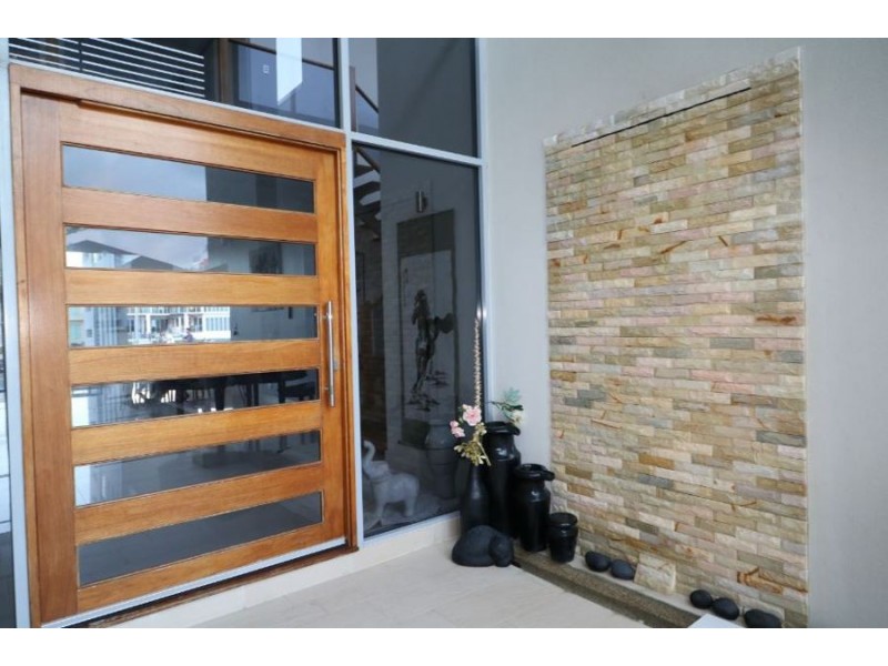 81 The Sovereign Mile, Paradise Point QLD 4216