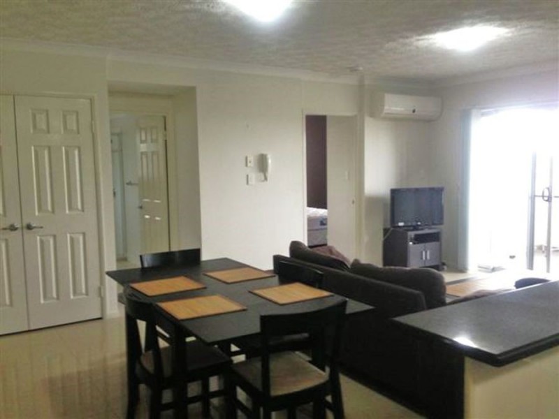 14 Le Grand Street, Macgregor QLD 4109