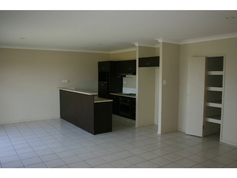 90/1 Sauvignon Parade, Upper Coomera QLD 4209