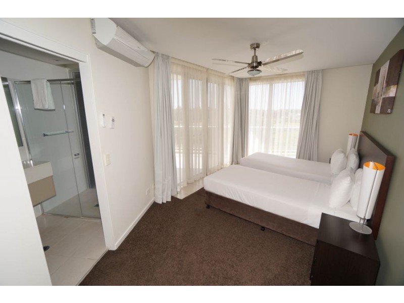 2 Activa Way, Hope Island QLD 4212