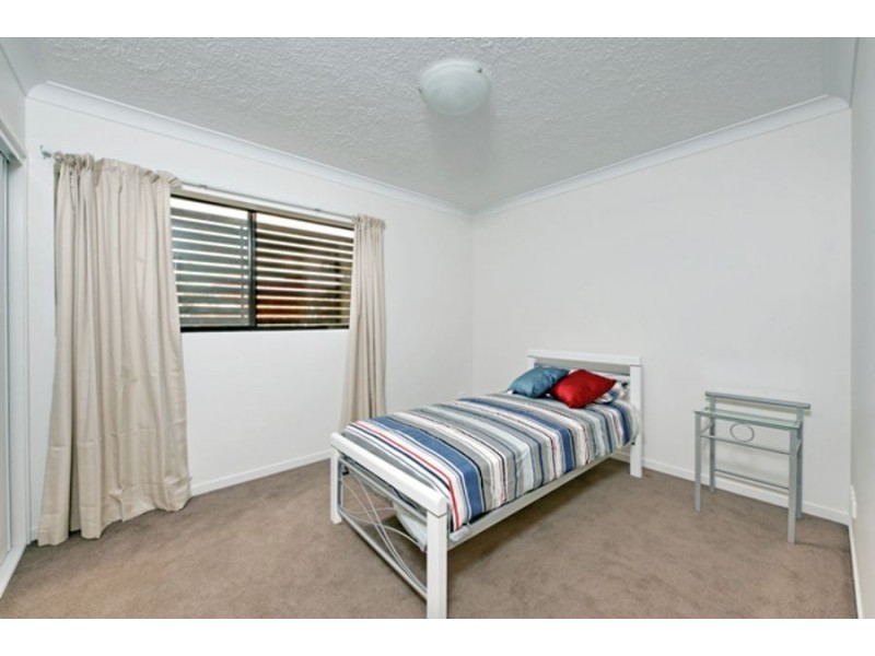 2a 135 Cavendish, Coorparoo QLD 4151