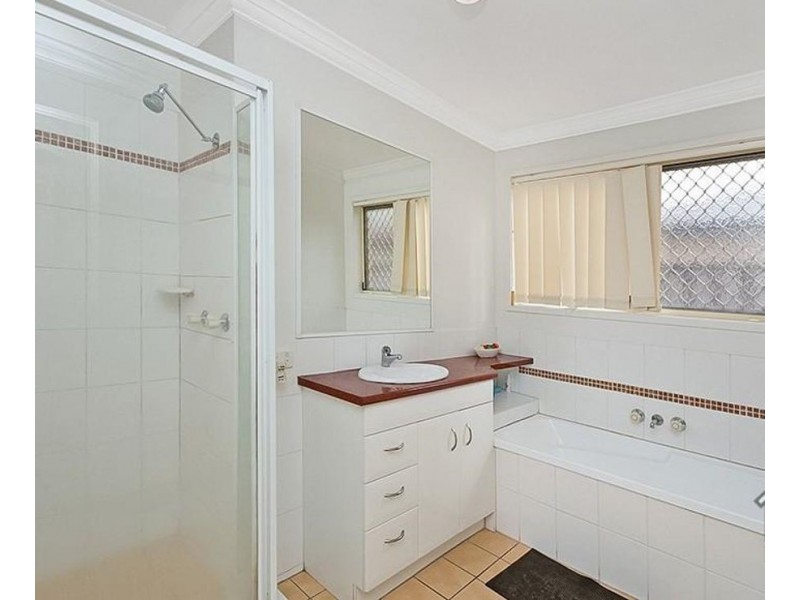 8 Clifford Close, Kuraby QLD 4112