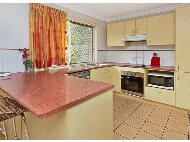 8 Clifford Close, Kuraby QLD 4112