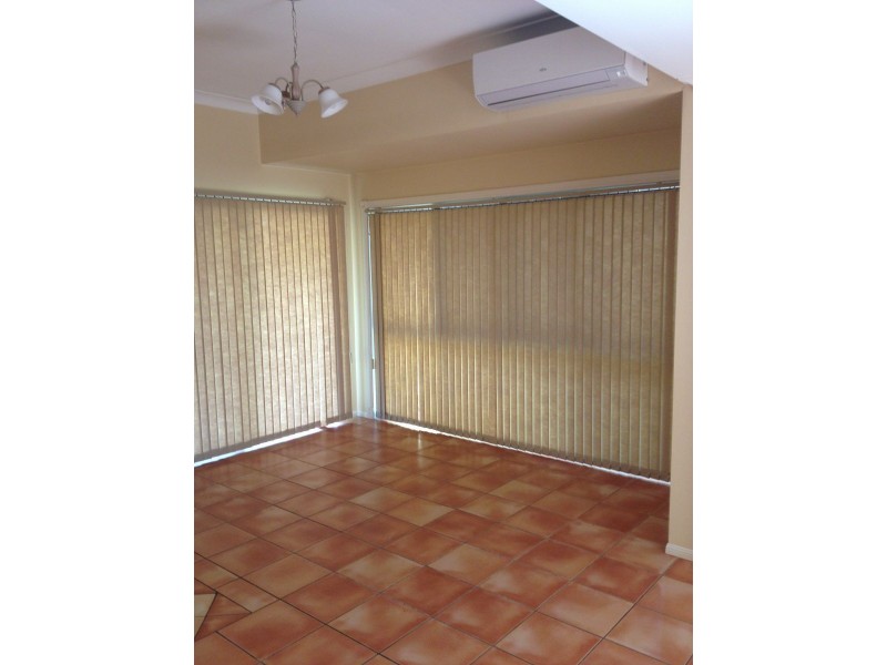 21 18 Altandi street, Sunnybank QLD 4109