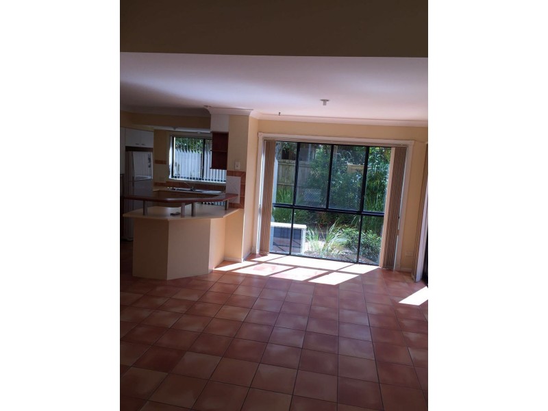 21 18 Altandi street, Sunnybank QLD 4109