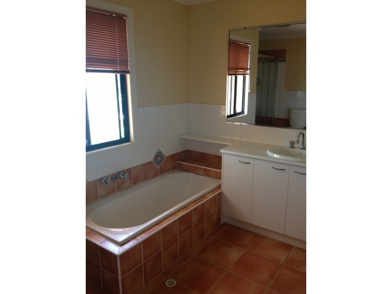 21 18 Altandi street, Sunnybank QLD 4109