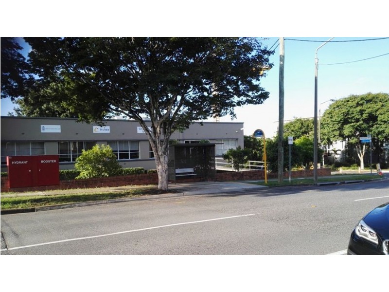 98 Hyde Road, Yeronga QLD 4104