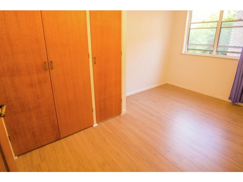 1/77 Warren Street, St Lucia QLD 4067