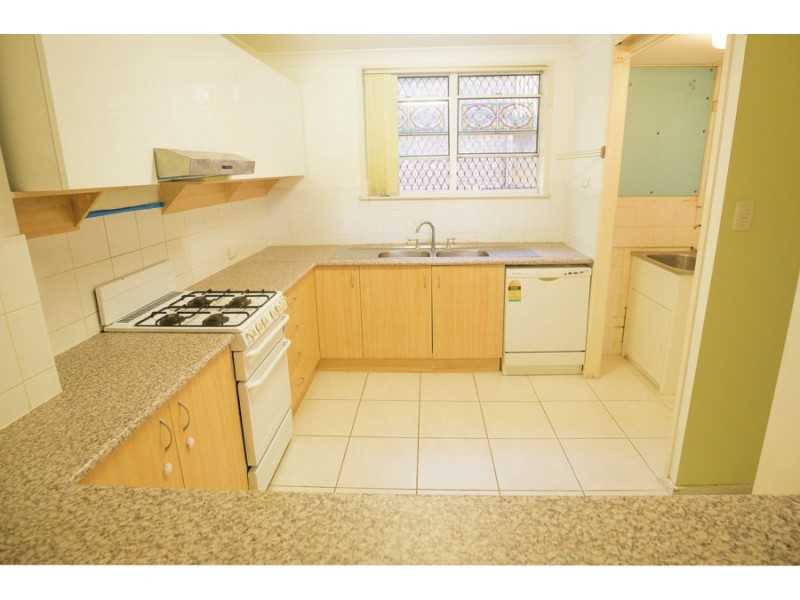 1/77 Warren Street, St Lucia QLD 4067