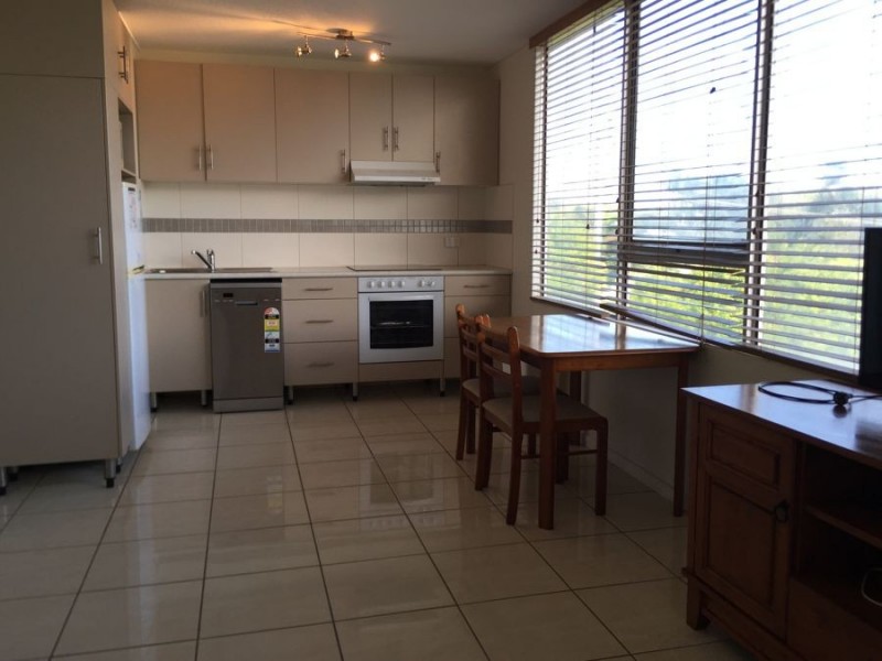230 24 Wirraway St, Alexandra Headland QLD 4572
