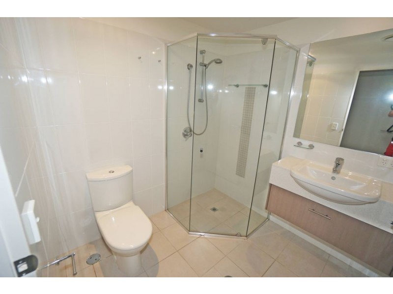 2 Activa Way, Hope Island QLD 4212