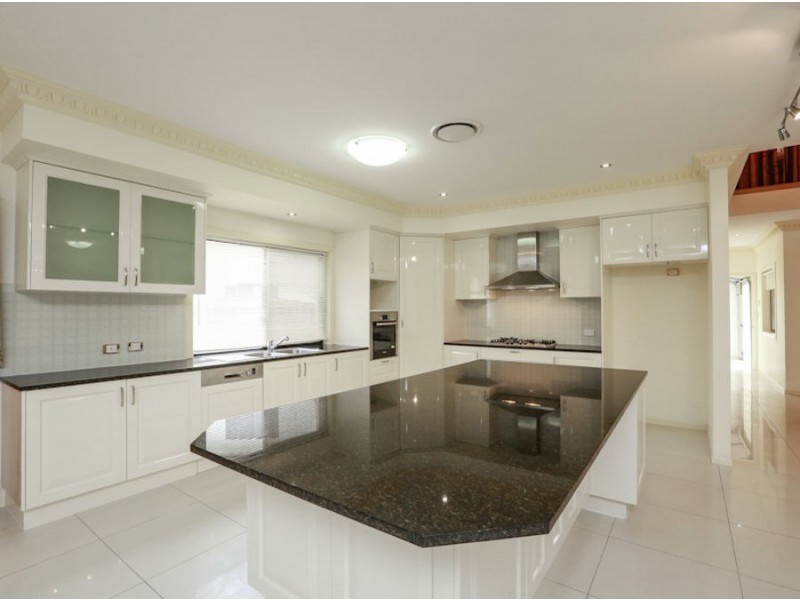 146 Hawthorn Circuit, Stretton QLD 4116