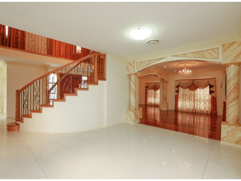 146 Hawthorn Circuit, Stretton QLD 4116