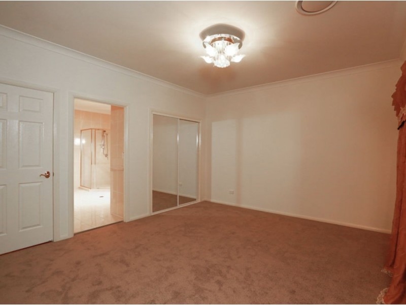 146 Hawthorn Circuit, Stretton QLD 4116