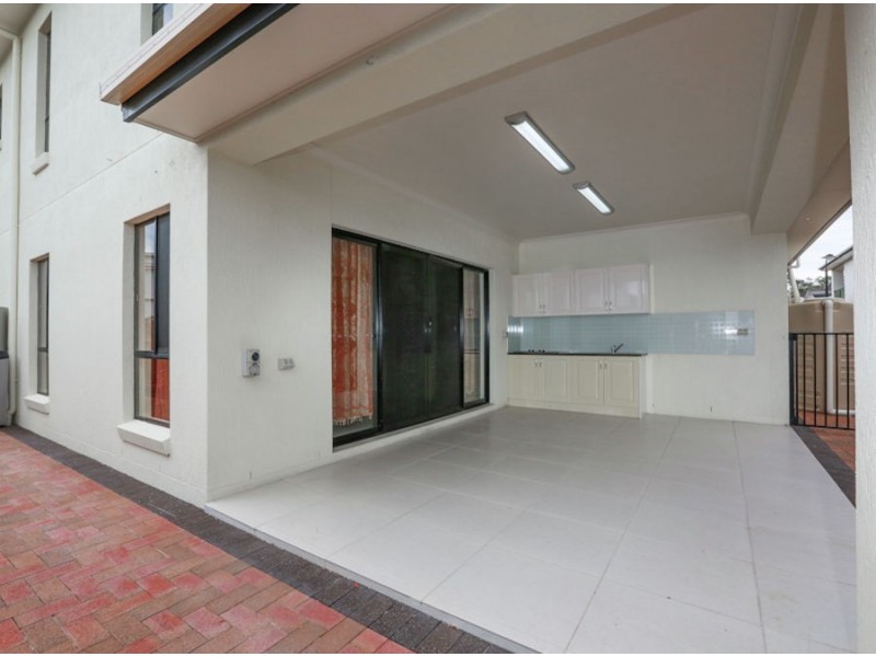 146 Hawthorn Circuit, Stretton QLD 4116