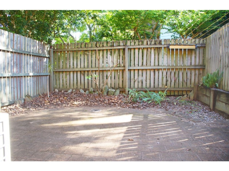 8 72 Springwood Rd, Rochedale South QLD 4123