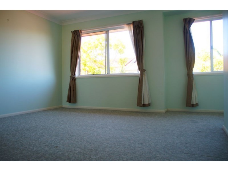 8 72 Springwood Rd, Rochedale South QLD 4123