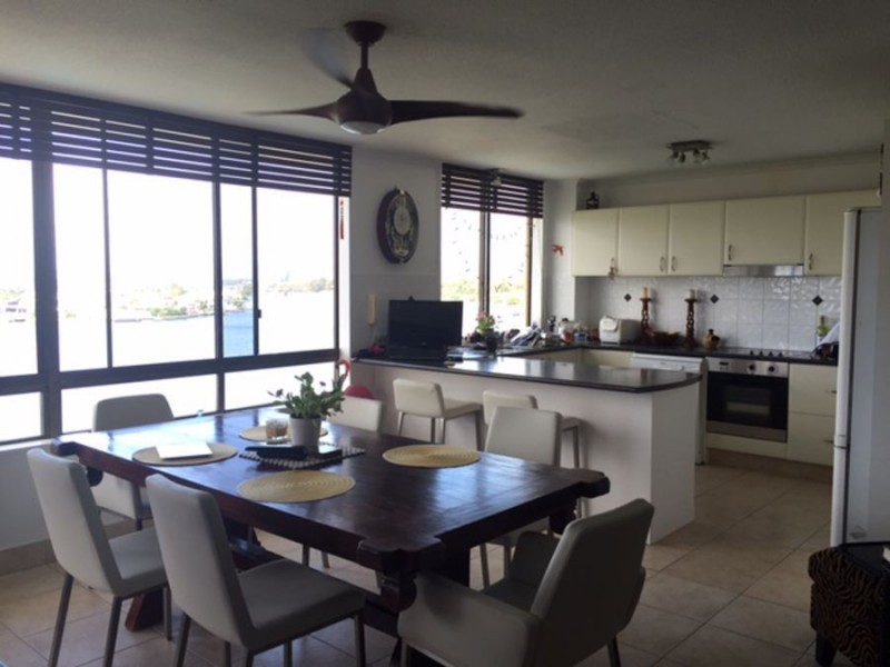 77 brighton parade, Southport QLD 4215