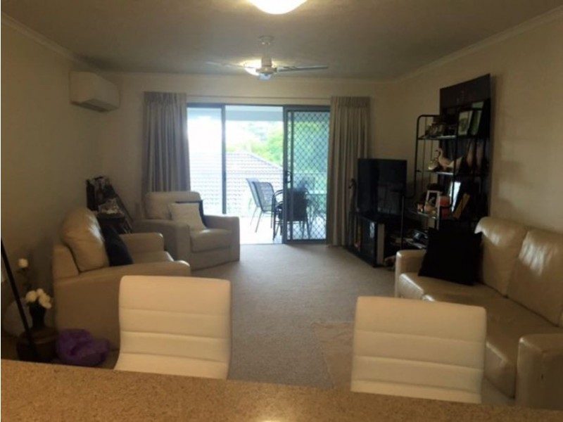 17 8-10 Ahern Street, Labrador QLD 4215