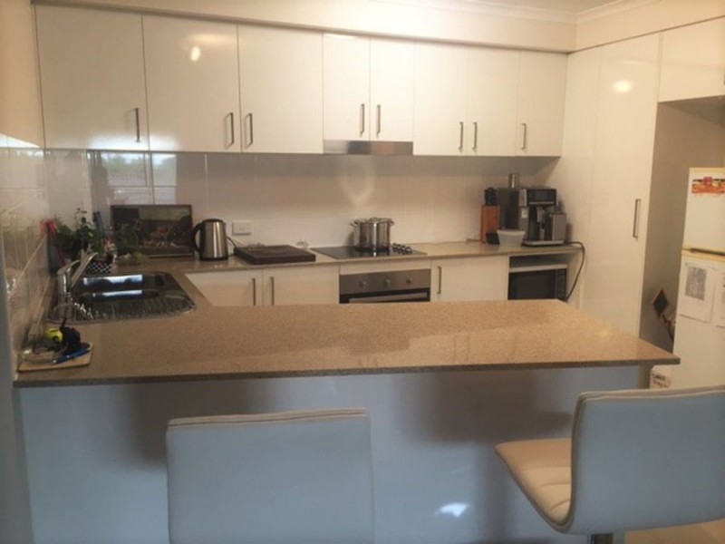 17 8-10 Ahern Street, Labrador QLD 4215