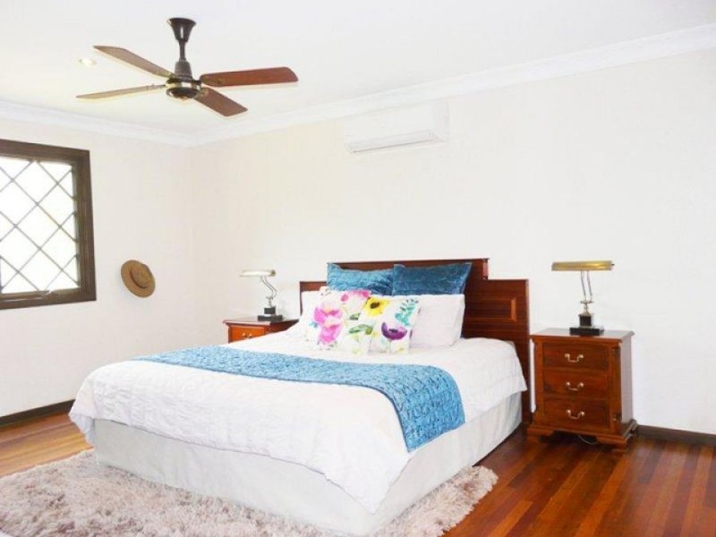 Anstead QLD 4070