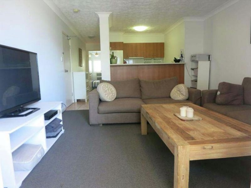 21 38 Petrel Ave, Mermaid Beach QLD 4218