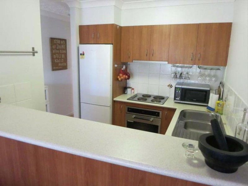 21 38 Petrel Ave, Mermaid Beach QLD 4218