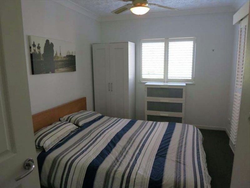 21 38 Petrel Ave, Mermaid Beach QLD 4218