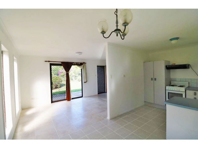 15 Macfarlan Street, Birkdale QLD 4159