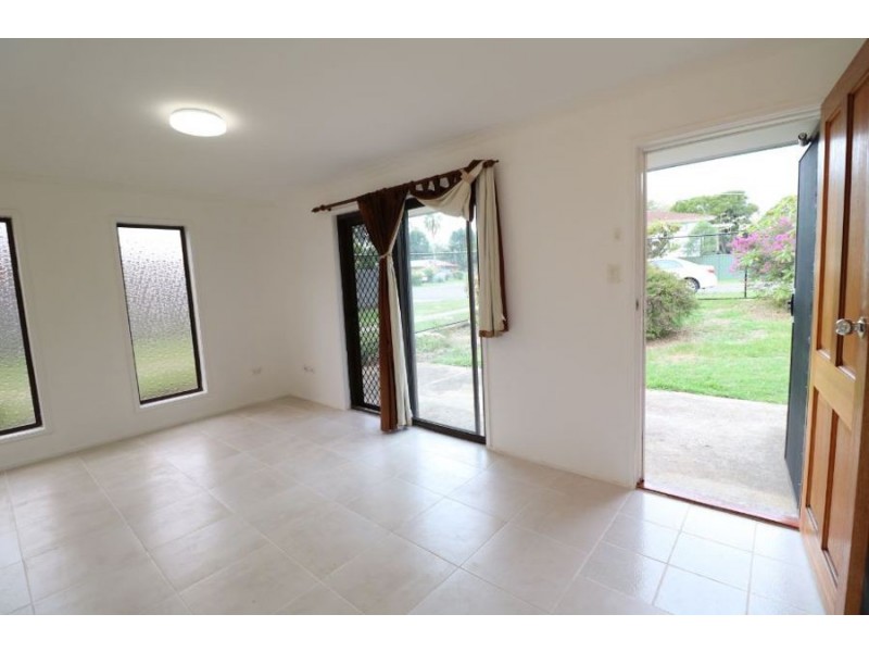 15 Macfarlan Street, Birkdale QLD 4159